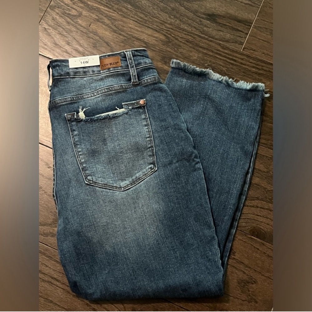 Judy Blue High Waist Distressed Crop Straight Leg Jeans